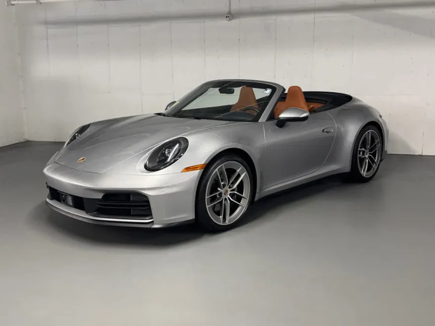 2025 Porsche 911 photo 1