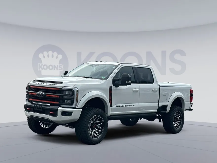 2025 Ford F-250 photo 1