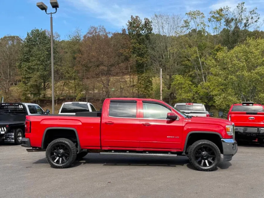 2015 Gmc Sierra SLE photo 1