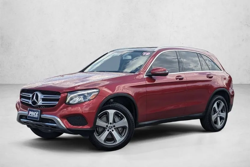 2019 Mercedes Benz GLC 300 photo 1
