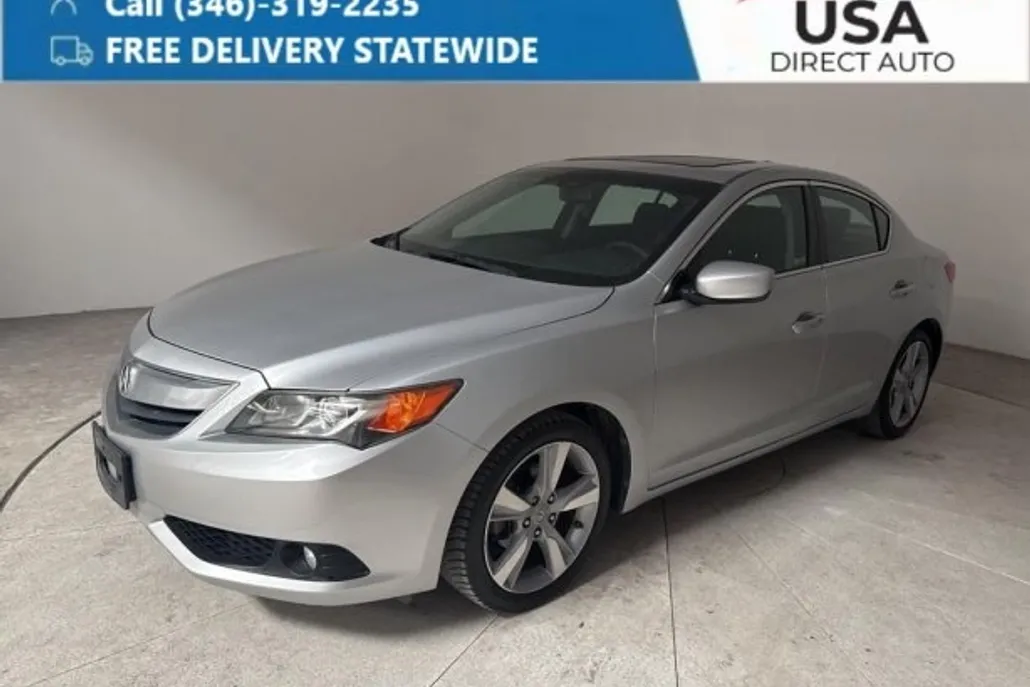 2013 Acura ILX 2.0L Premium photo 1