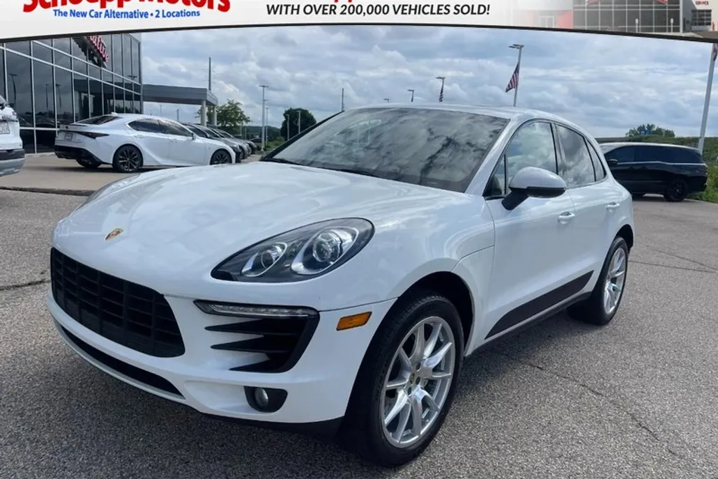 2016 Porsche Macan S photo 1
