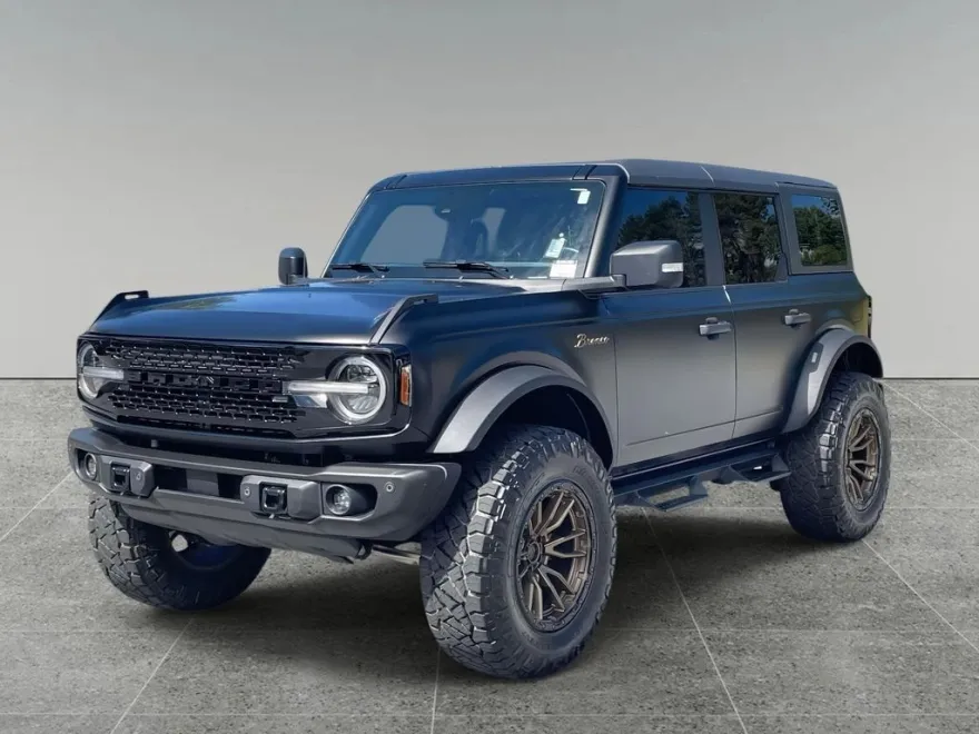 2023 Ford Bronco Wildtrak photo 1