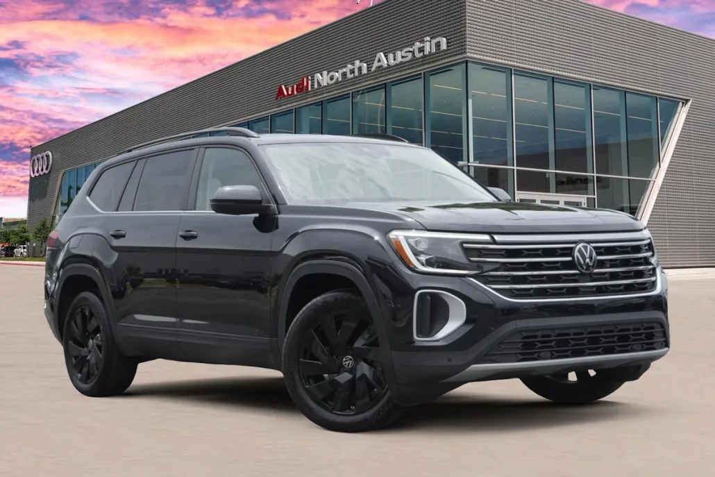 2024 Volkswagen Atlas SE Technology photo 1
