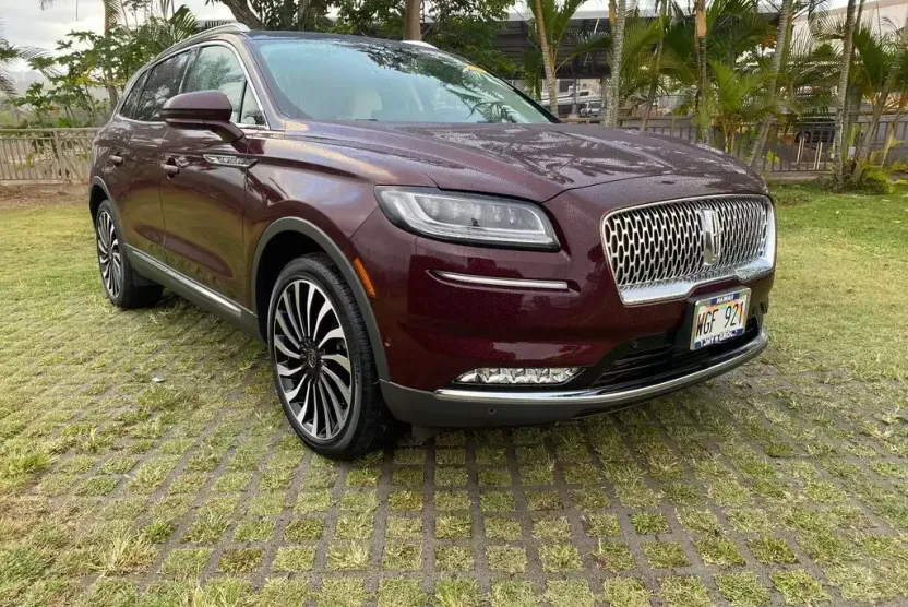 2021 Lincoln Nautilus Black Label photo 1