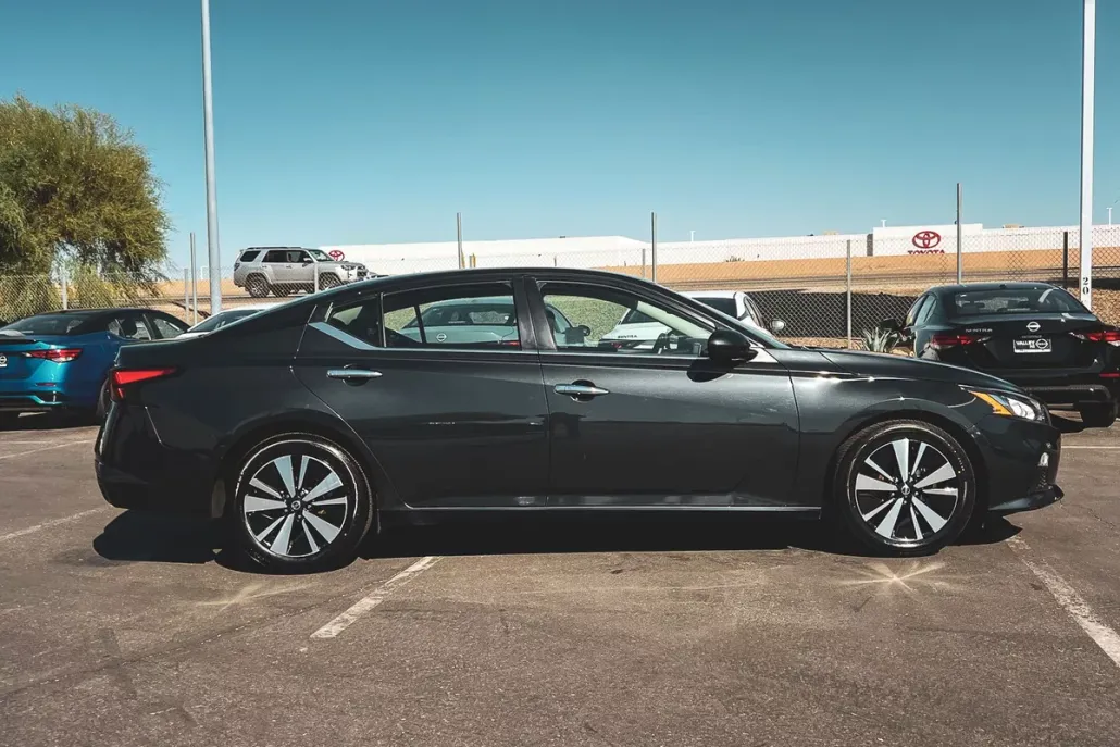 2022 Nissan Altima 2.5 SV photo 1