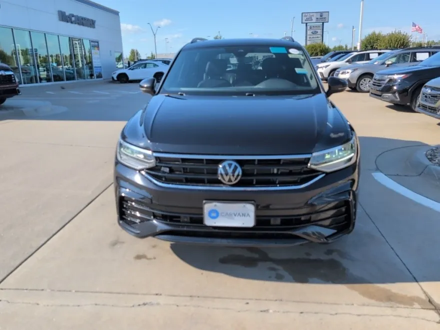 2022 Volkswagen Tiguan SE R-Line Black photo 1
