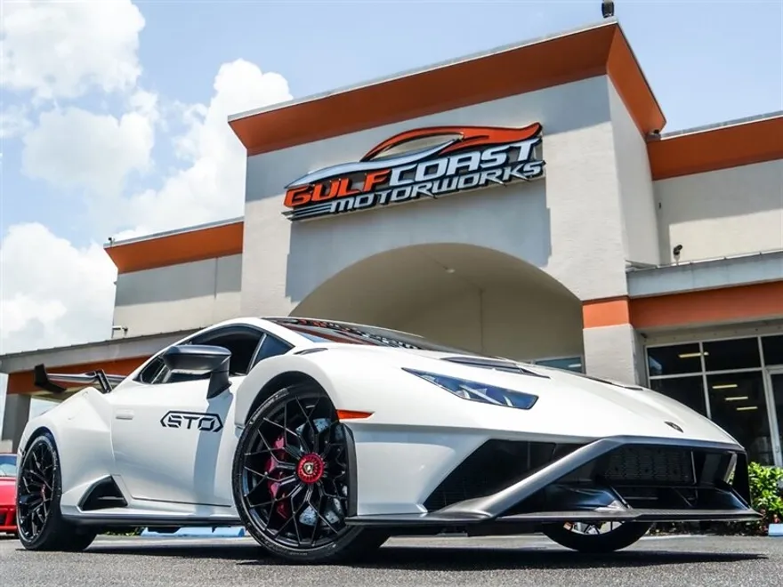 2021 Lamborghini Huracan STO photo 1