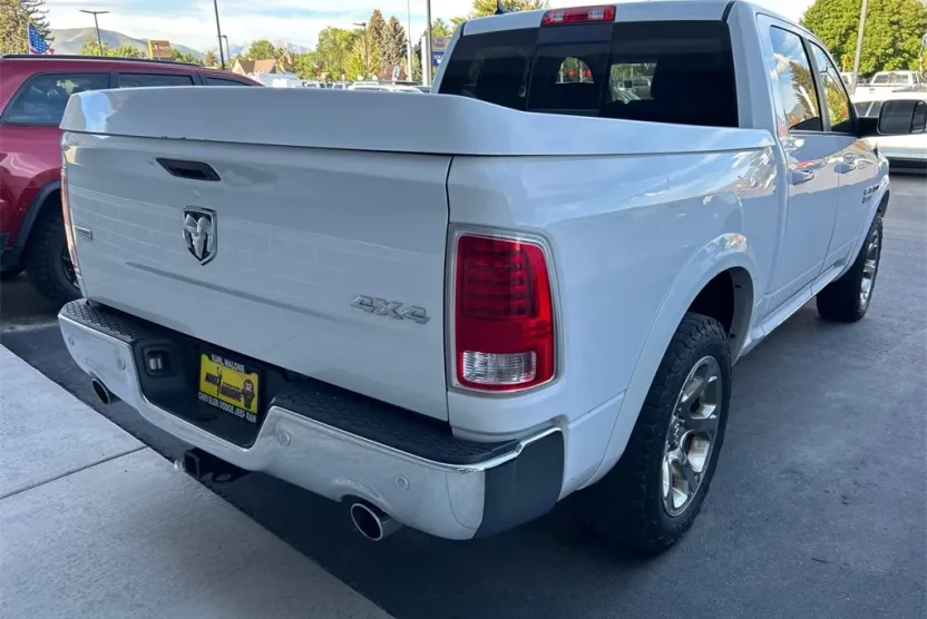 2016 Ram 1500 Laramie photo 1