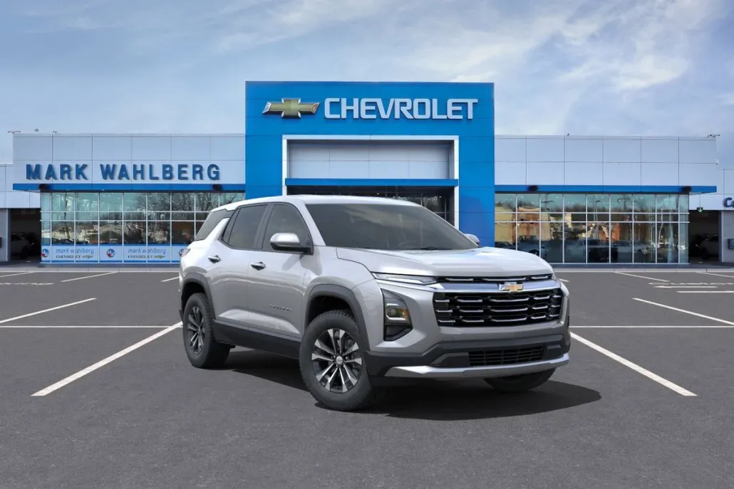 2026 Chevrolet Equinox LT photo 1