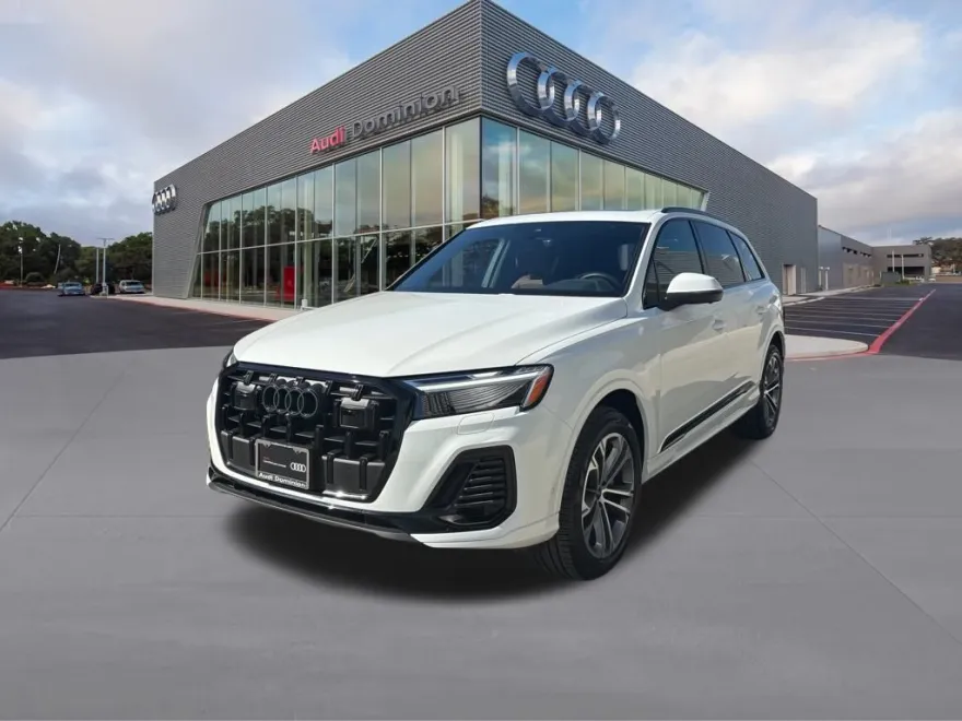 2025 Audi Q7 45 Premium Plus photo 1