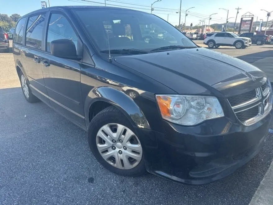 2017 Dodge Grand Caravan SE photo 1