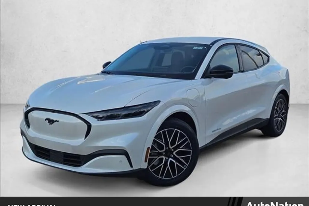 2025 Ford Mustang Mach-E Premium photo 1