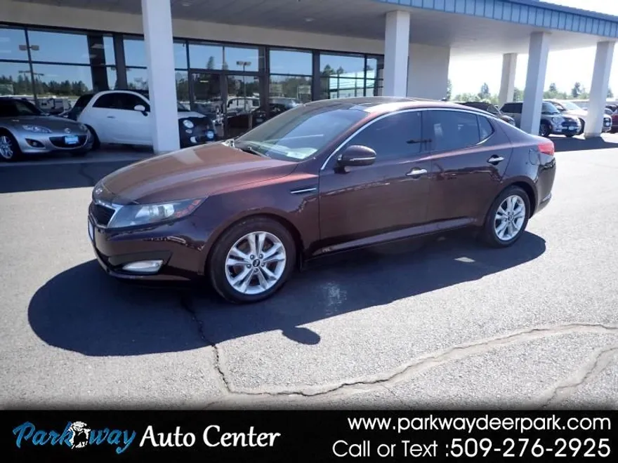 2011 Kia Optima EX photo 1