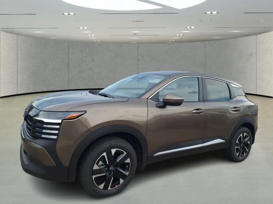 2025 Nissan Kicks SV photo 1