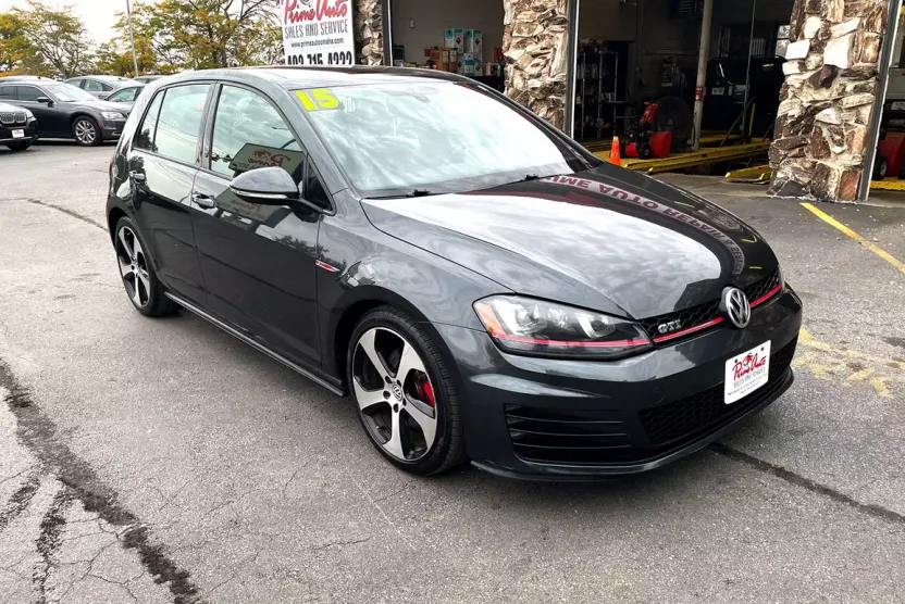 2015 Volkswagen Golf GTI S photo 1