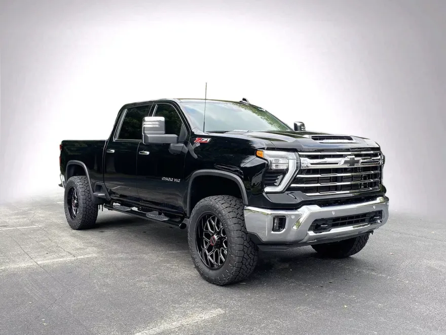 2024 Chevrolet Silverado 2500HD LTZ photo 1