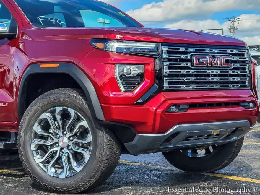 2026 Gmc Canyon Denali photo 1
