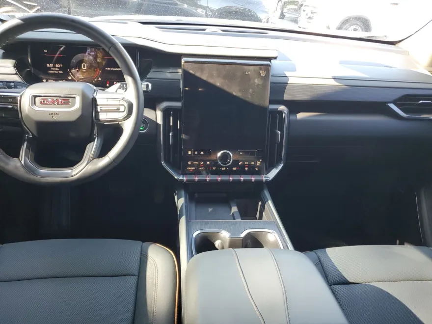 2024 Gmc Acadia AT4 photo 1