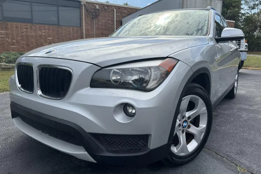 2013 Bmw X1 sDrive28i photo 1