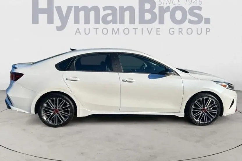 2024 Kia Forte GT photo 1