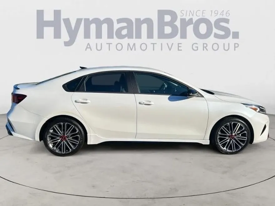 2024 Kia Forte GT photo 1