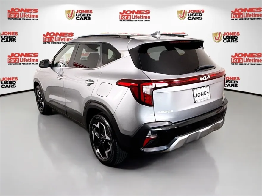 2025 Kia Seltos EX photo 1
