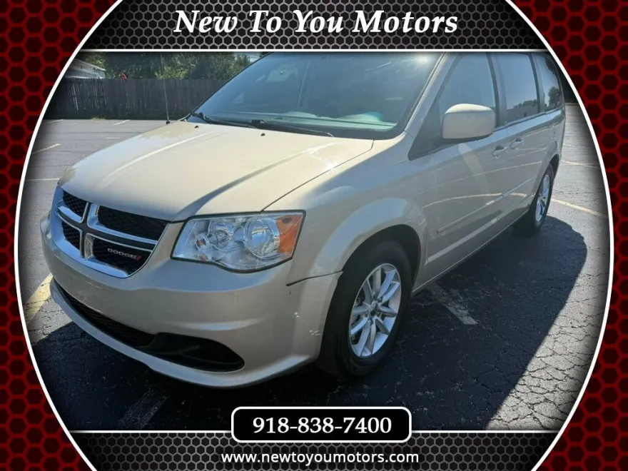 2013 Dodge Grand Caravan SXT photo 1