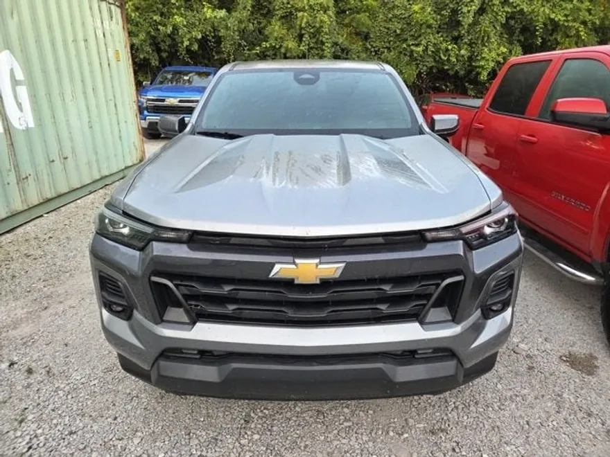 2023 Chevrolet Colorado LT photo 1