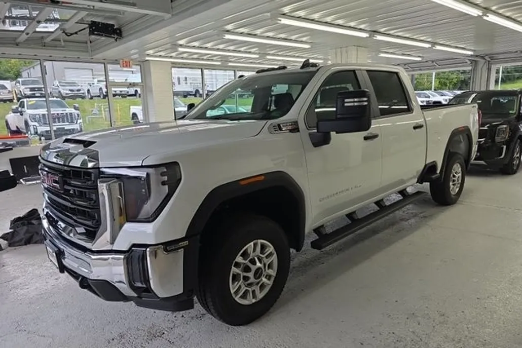 2025 Gmc Sierra Pro photo 1