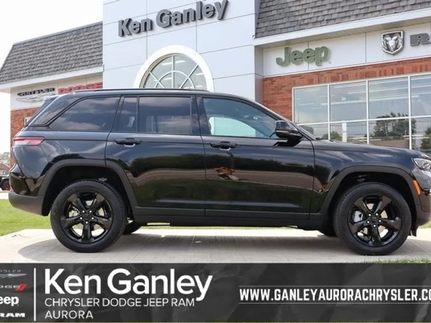 2025 Jeep Grand Cherokee Limited photo 1