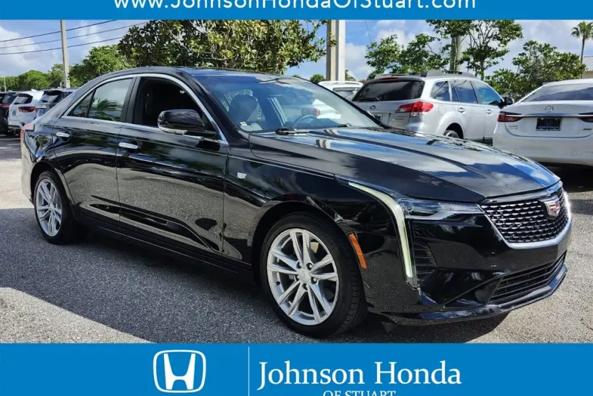 2023 Cadillac CT4 Luxury photo 1