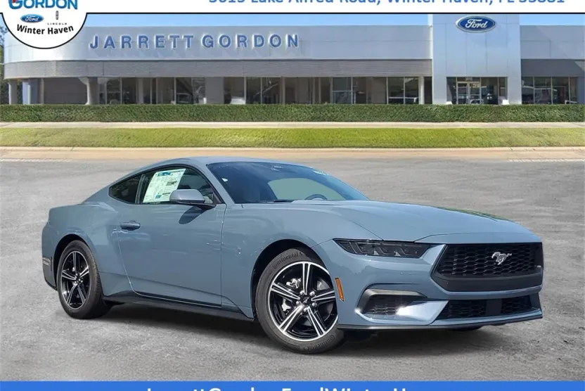 2025 Ford Mustang EcoBoost photo 1