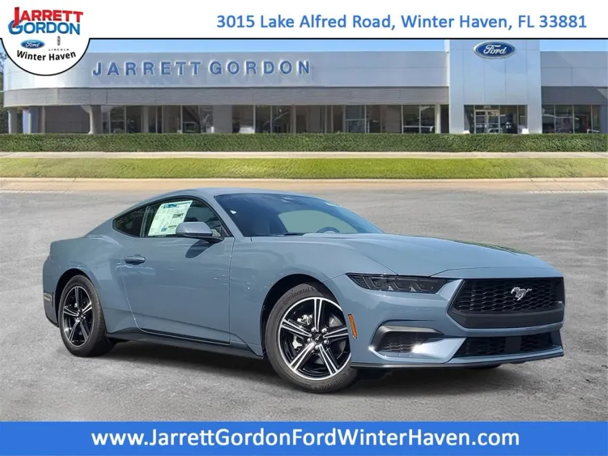 2025 Ford Mustang EcoBoost photo 1