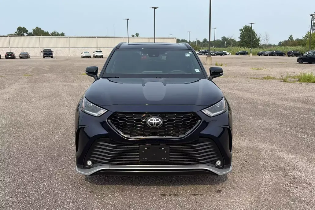 2023 Toyota Highlander XSE photo 1