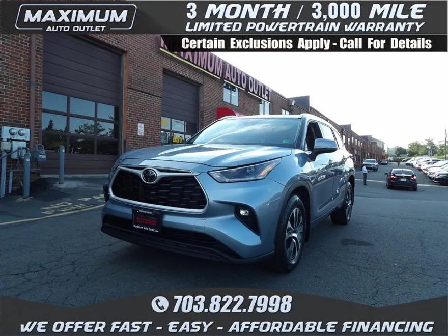 2021 Toyota Highlander XLE photo 1