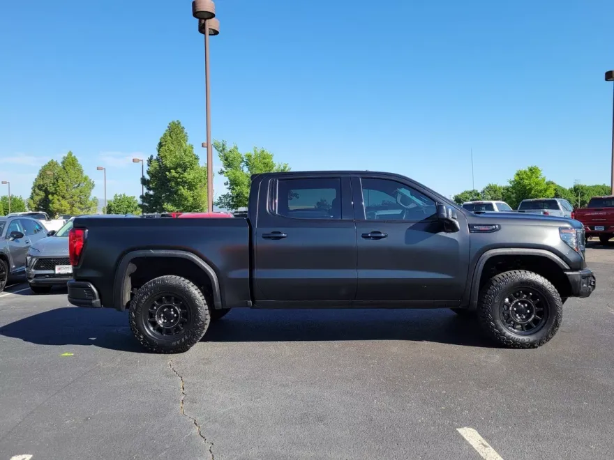 2024 Gmc Sierra 1500 AT4X photo 1