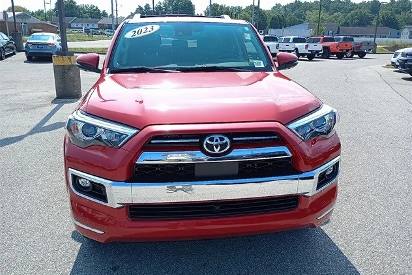 2023 Toyota 4Runner Limited photo 1