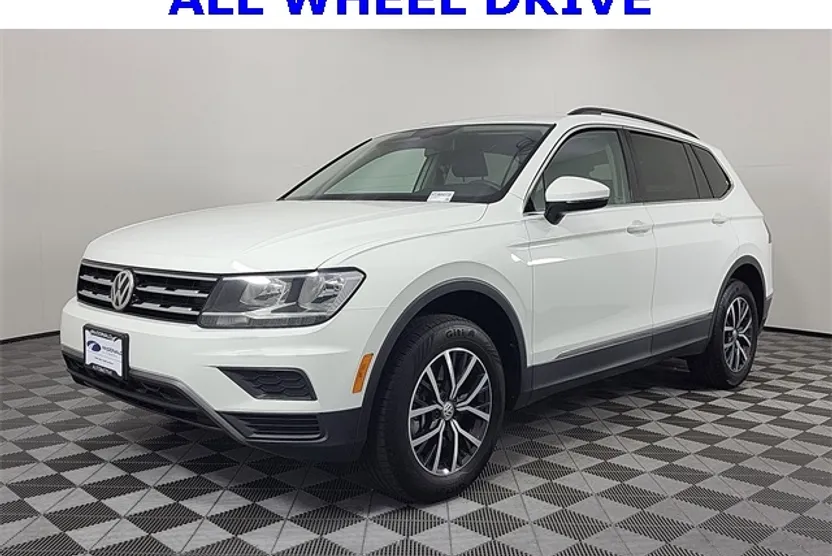2020 Volkswagen Tiguan SE photo 1