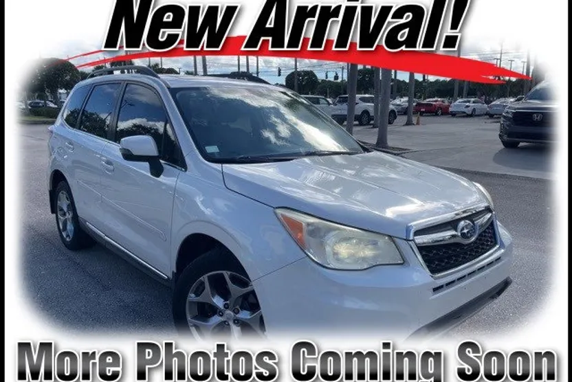 2015 Subaru Forester Touring photo 1