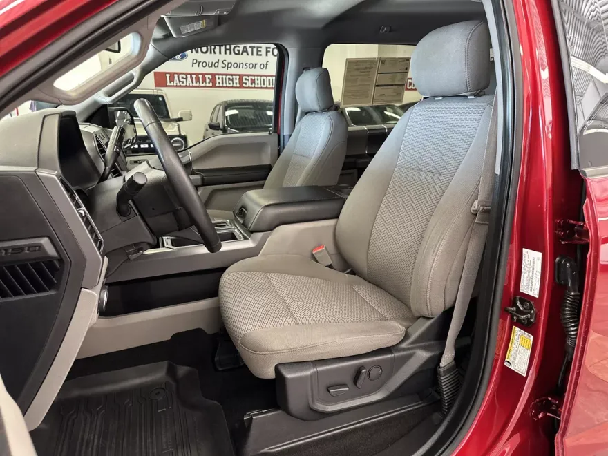 2019 Ford F-150 XLT photo 1