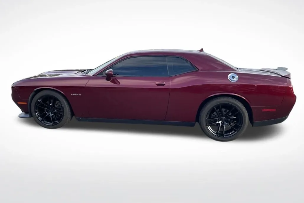 2020 Dodge Challenger R/T photo 1