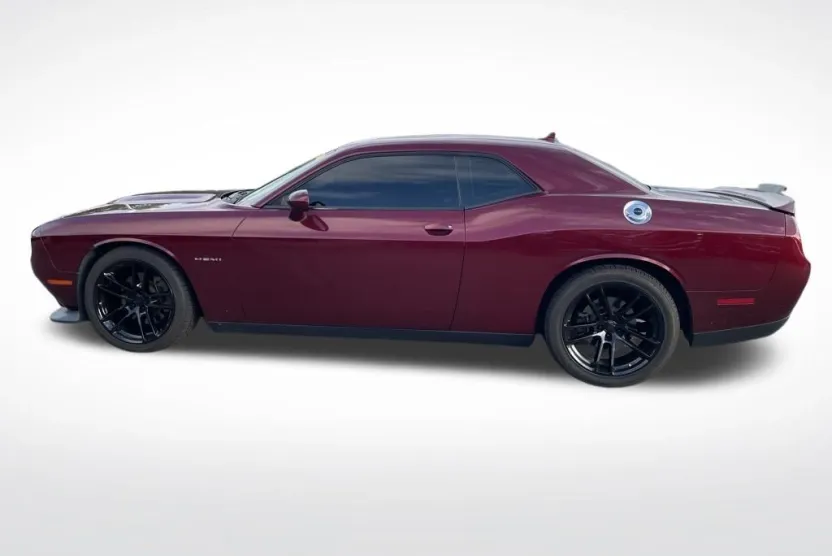 2020 Dodge Challenger R/T photo 1