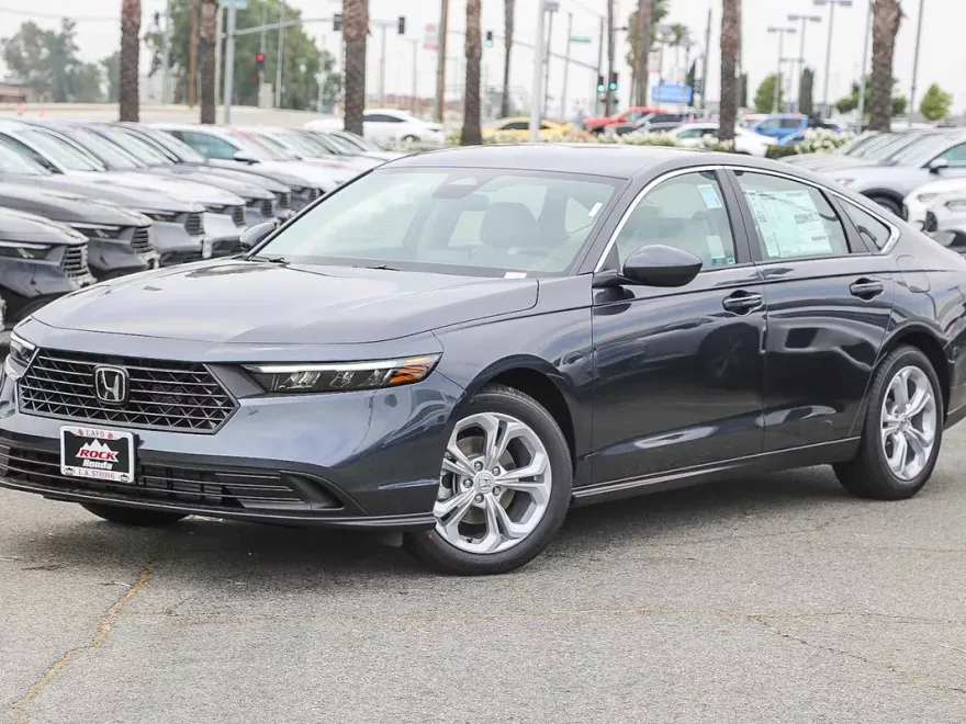 2025 Honda Accord LX photo 1