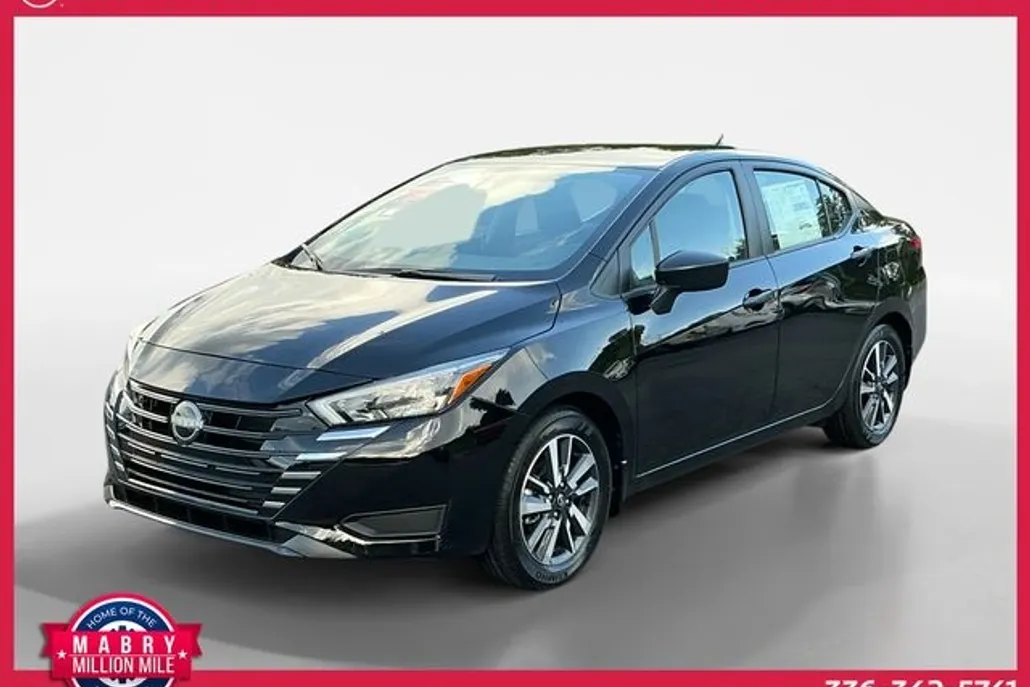 2025 Nissan Versa 1.6 S photo 1
