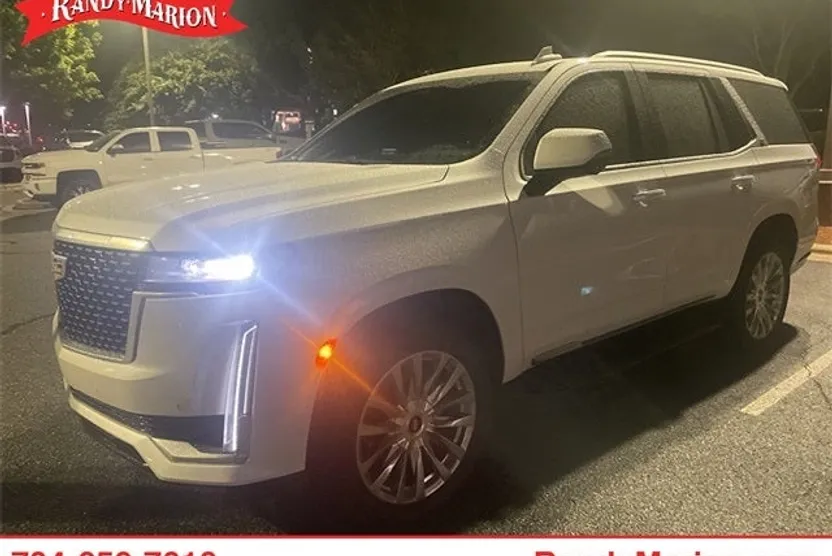 2023 Cadillac Escalade Premium Luxury photo 1