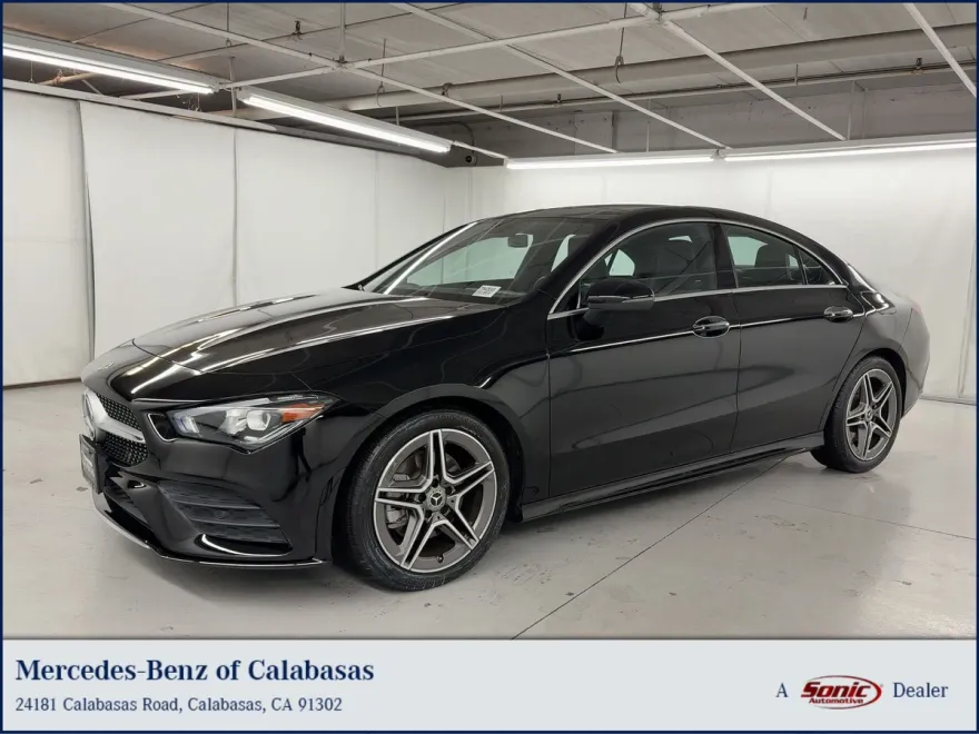 2023 Mercedes Benz CLA 250 4MATIC photo 1