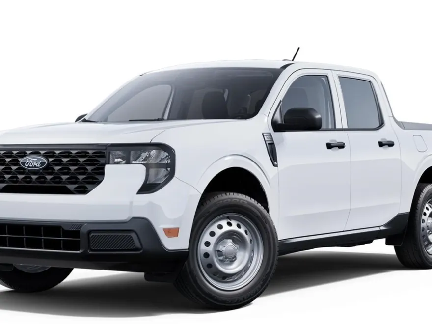 2025 Ford Maverick XL photo 1