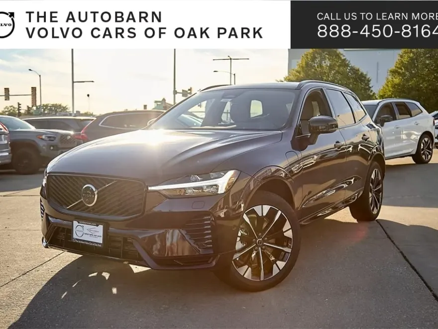 2026 Volvo XC60 T8 Plus photo 1