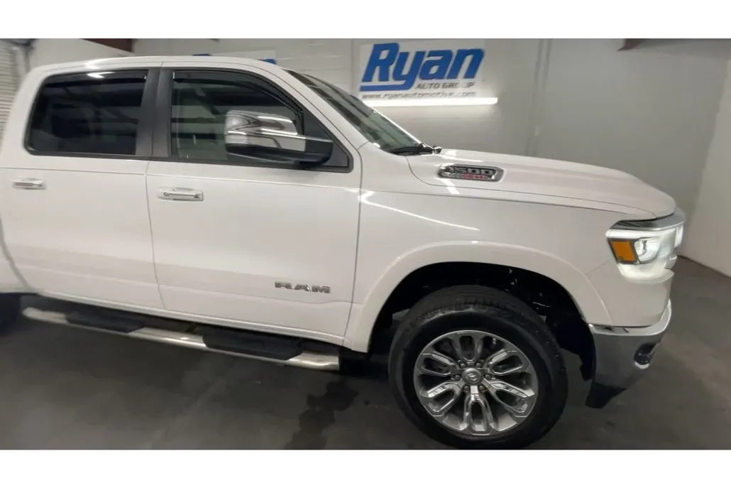 2020 Ram 1500 Laramie photo 1